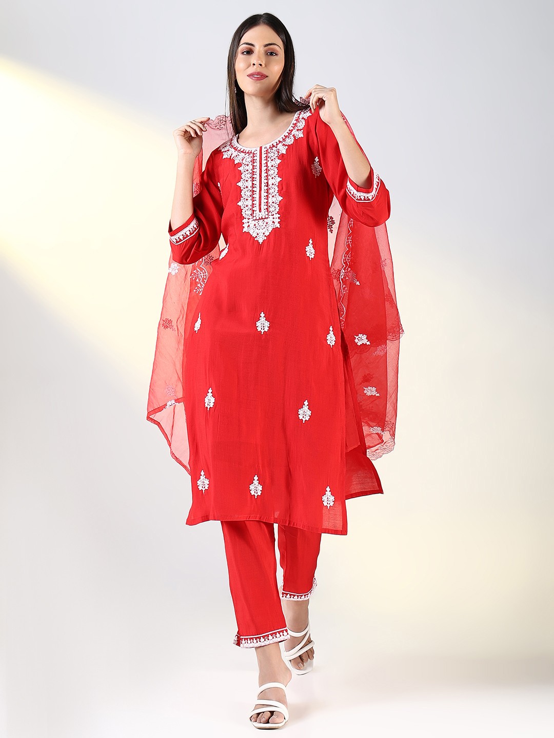 

SHOWOFF Floral Embroidered Chikankari Kurta with Trousers & Dupatta, Red