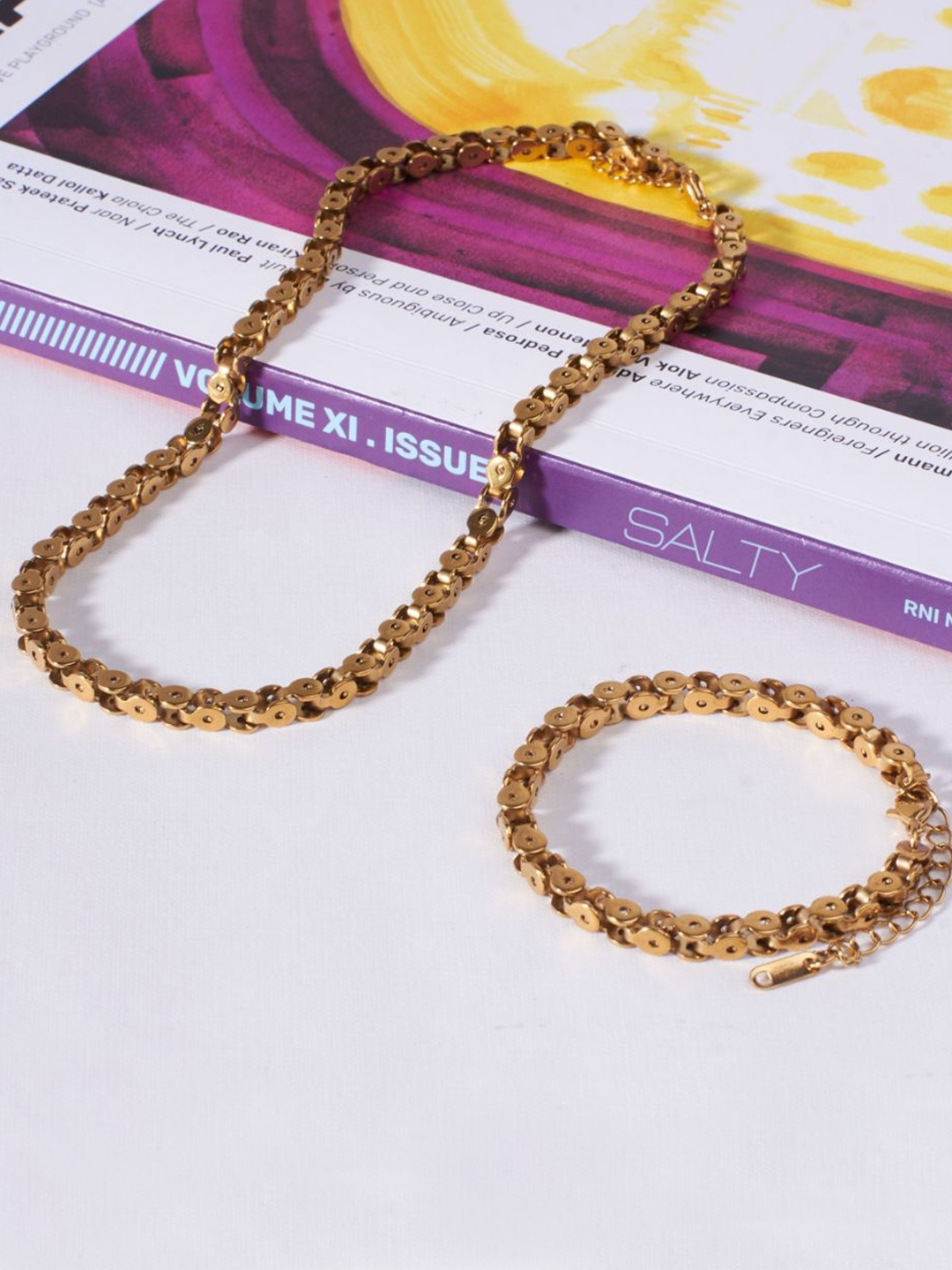 

SALTY Artisan'S Touch Golden Stainless Steel Chain Necklace & Bracelet, Gold