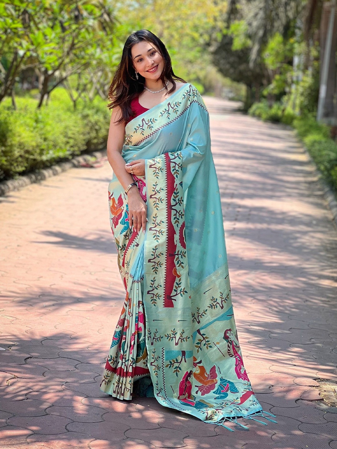 

LeeliPeeri Designer Ethnic Motifs Zari Silk Blend Paithani Saree, Blue