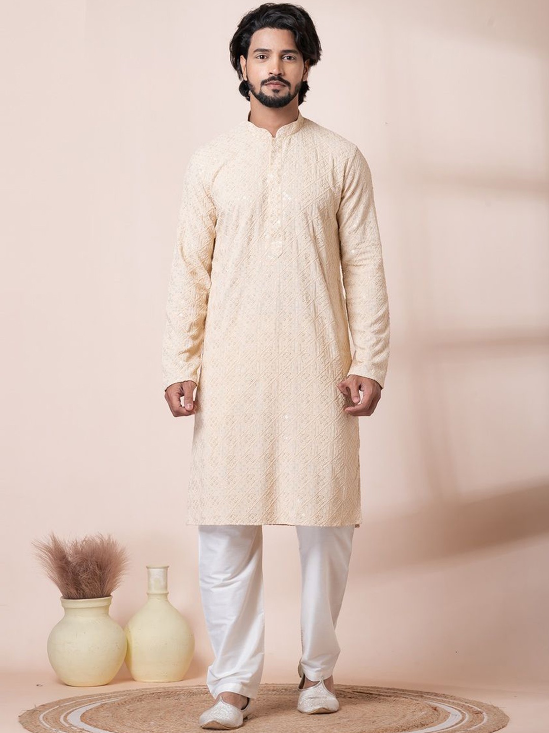 

HU - Handcrafted Uniquely Geometric Embroidered Pure Cotton Straight Kurta with Pyjamas, Peach