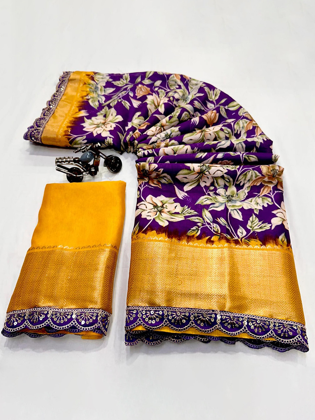 

Peachmode Floral Zari Silk Blend Saree, Purple