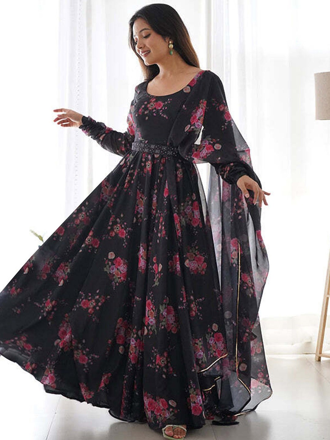 

Femvy Floral Printed Anarkali Kurta, Black