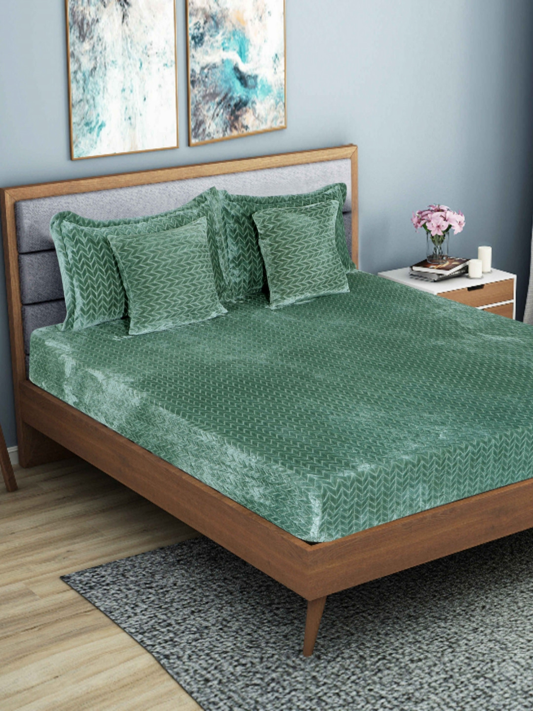 

YaAkholic Green Geometric 300 TC King Bedsheet with 2 Pillow Covers