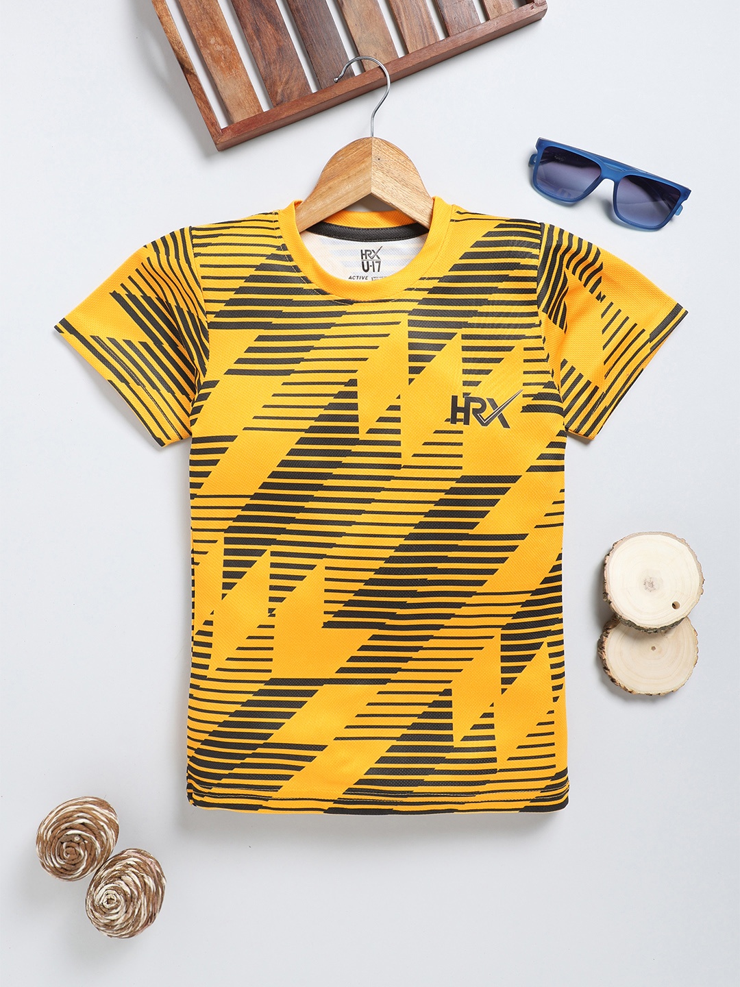 

HRX by Hrithik Roshan Boys Geometric Printed T-shirt, Yellow