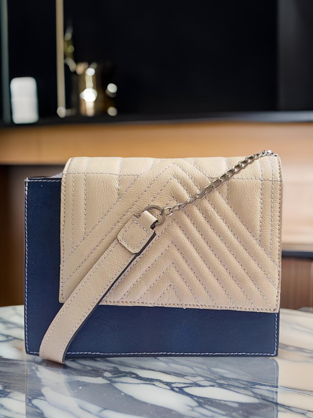 

PERKED Women Textured Structured Leather Sling Bag, Blue