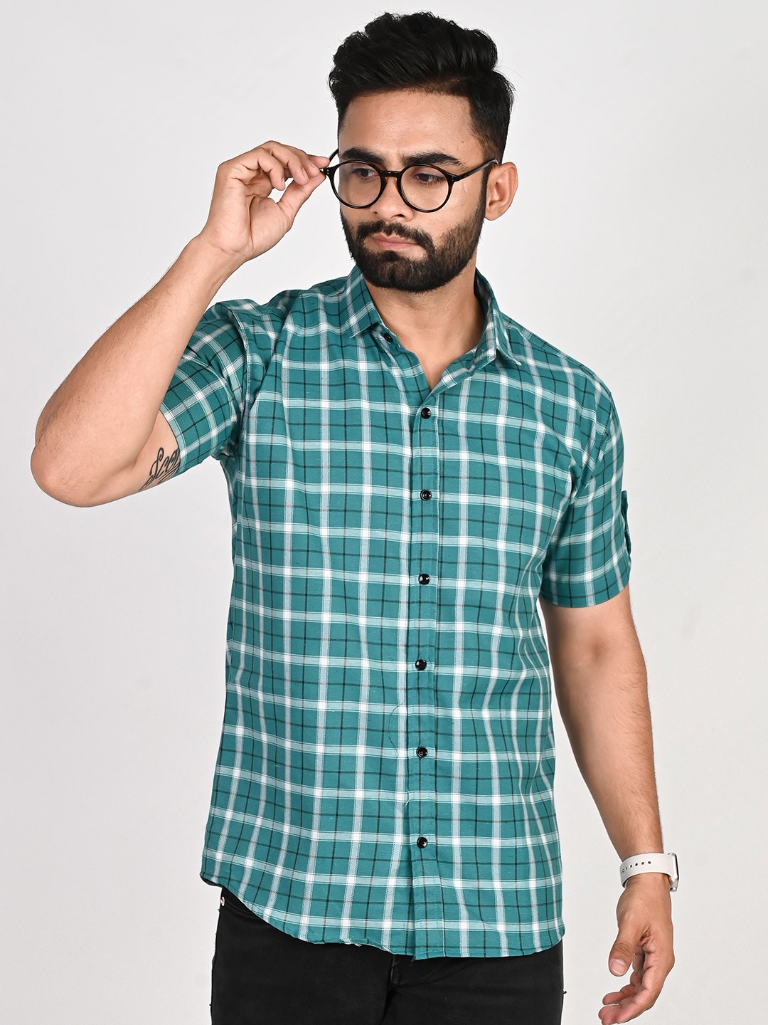 

Tanip Men Spread Collar Checked Cotton Casual Shirt, Green