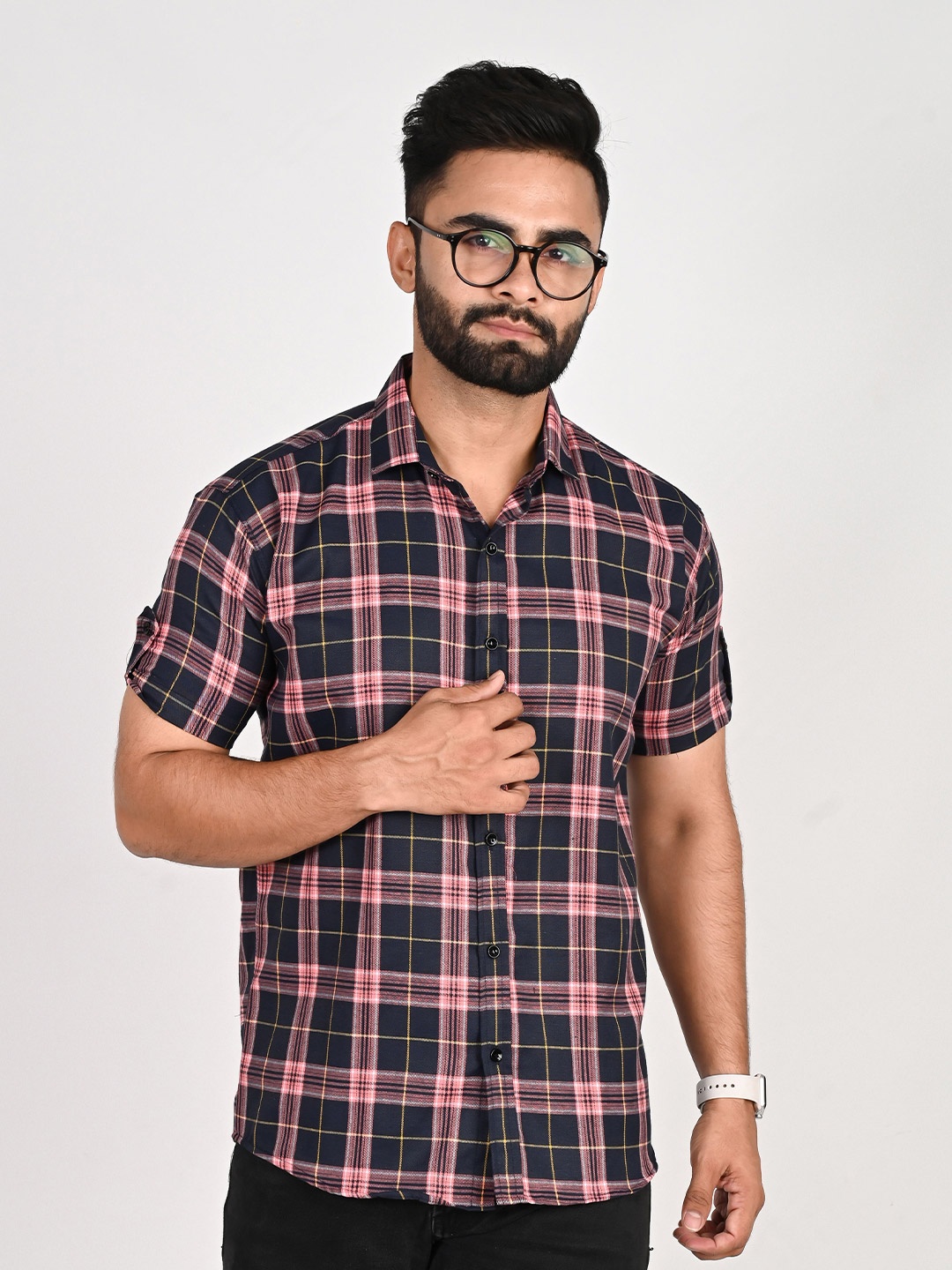 

Tanip Men Spread Collar Tartan Checked Cotton Casual Shirt, Black