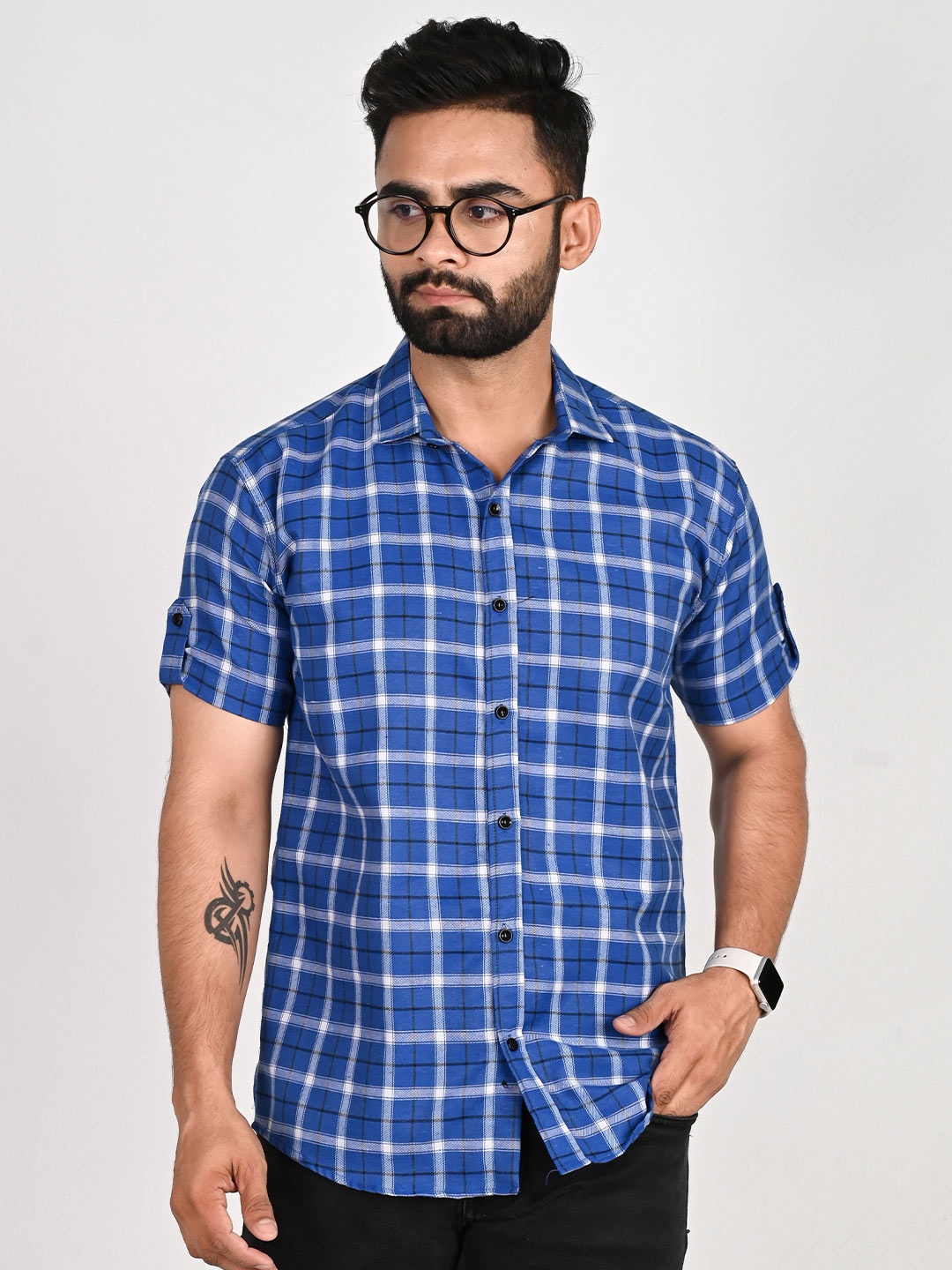 

Tanip Men Cutaway Collar Checked Cotton Casual Shirt, Blue