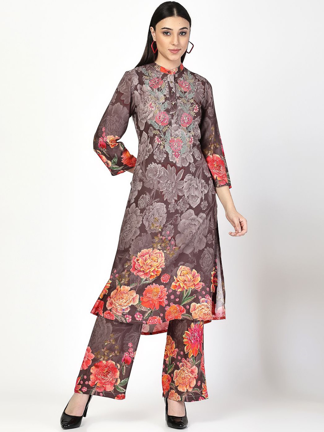 

COSMIC TRIO Floral Printed Regular Straight Kurta with Pyjamas, Brown