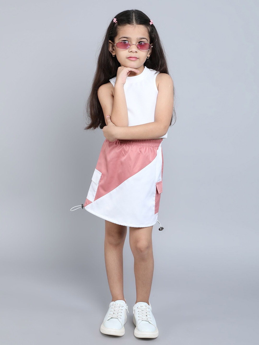 

taffykids Girls Round Neck Sleeveless Top With Skirt, White