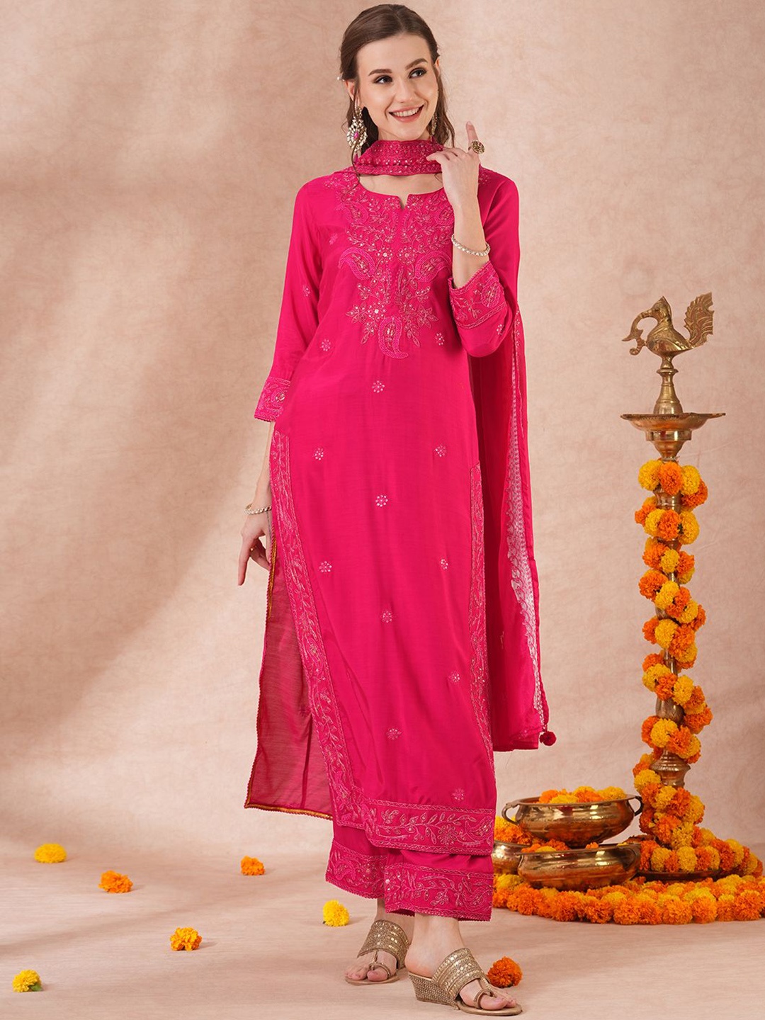 

FASHOR Ethnic Motifs Embroidered Panelled Straight Kurta with Palazzos & Dupatta, Pink