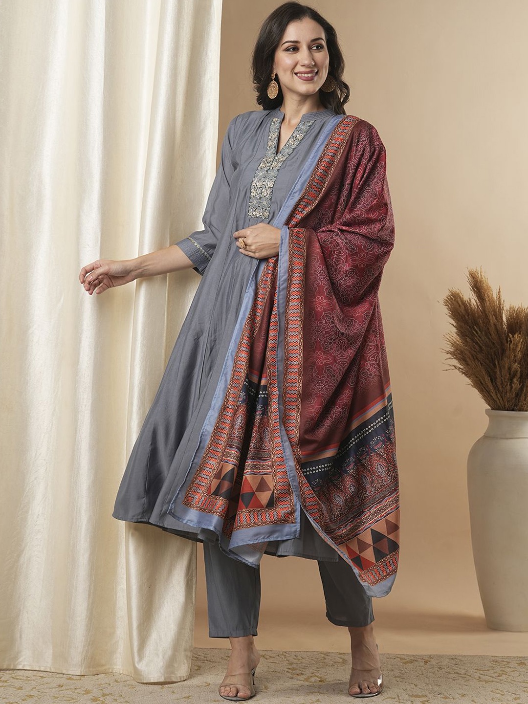 

FASHOR Ethnic Motifs Yoke Design Panelled Sequinned A-Line Kurta with Trousers & Dupatta, Grey