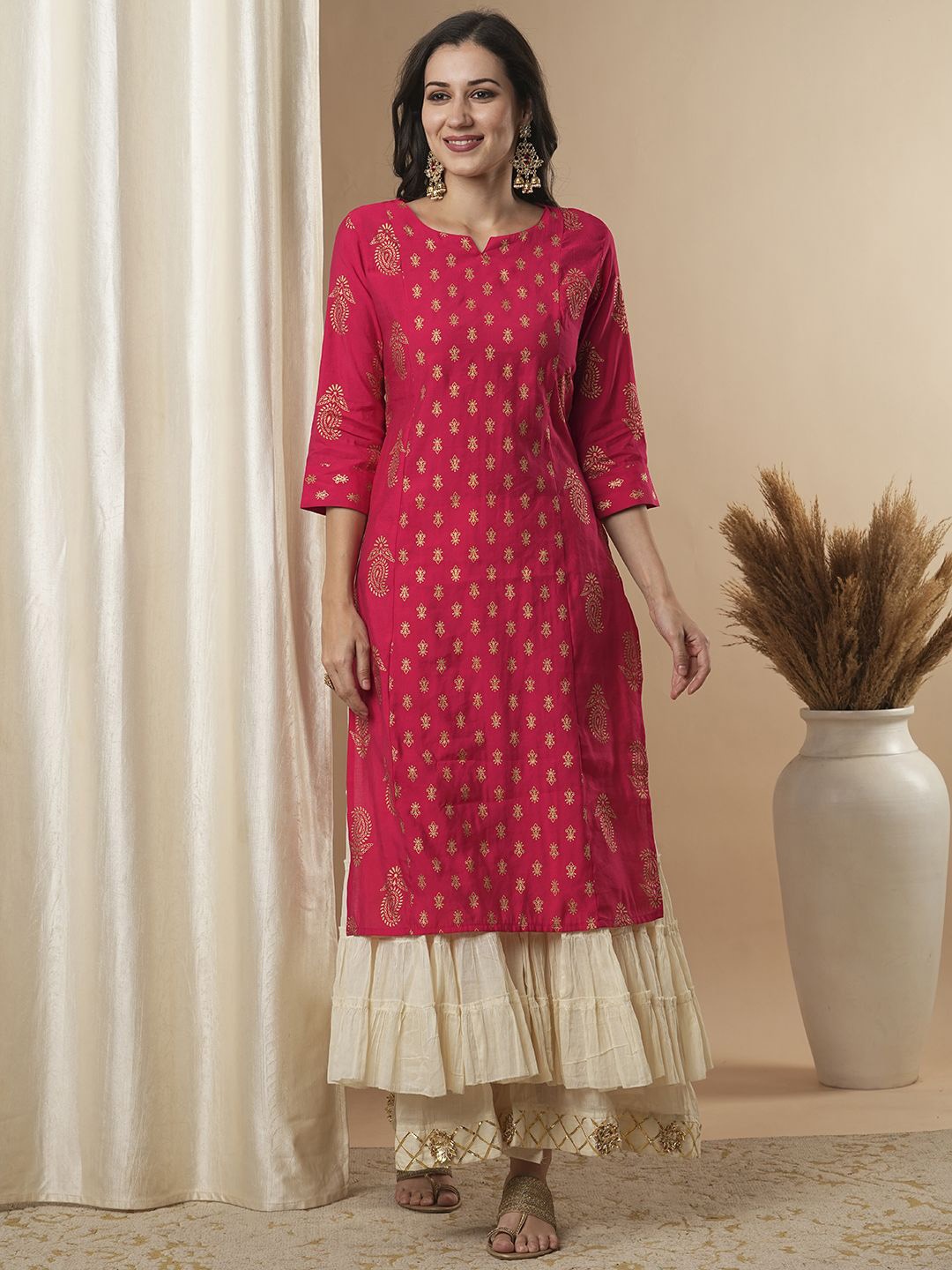 

FASHOR Ethnic Motifs Printed Straight Kurta, Pink