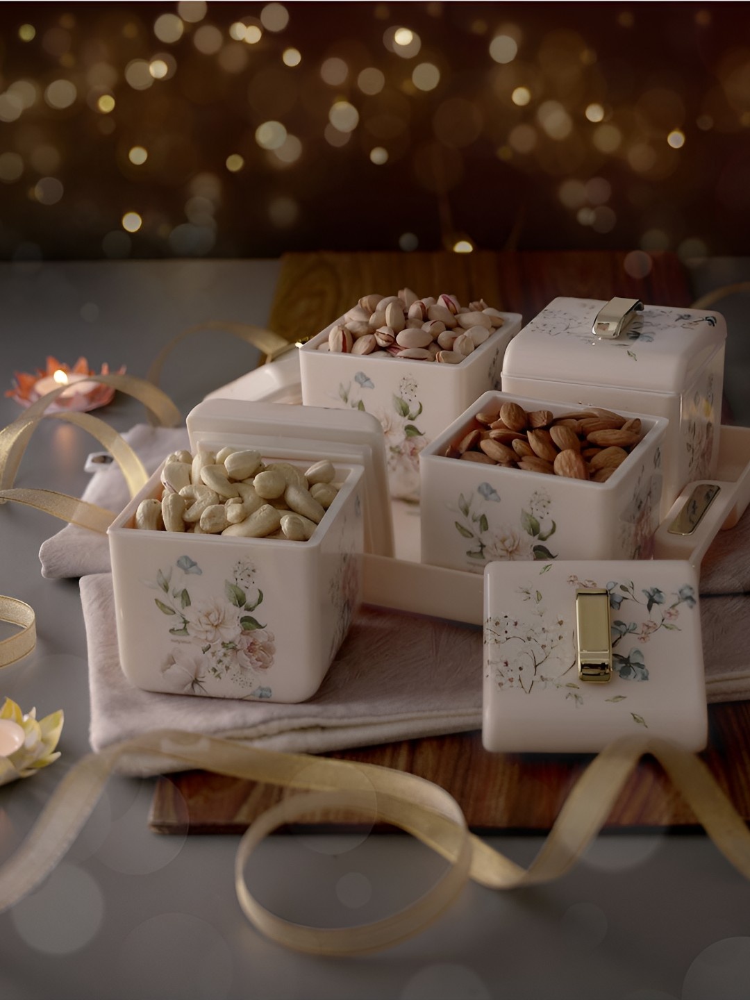

Nayasa Miracle Set of 4 Beige Air Tight BPA Free Food Grade Dryfruit Tray Set- 600 ml