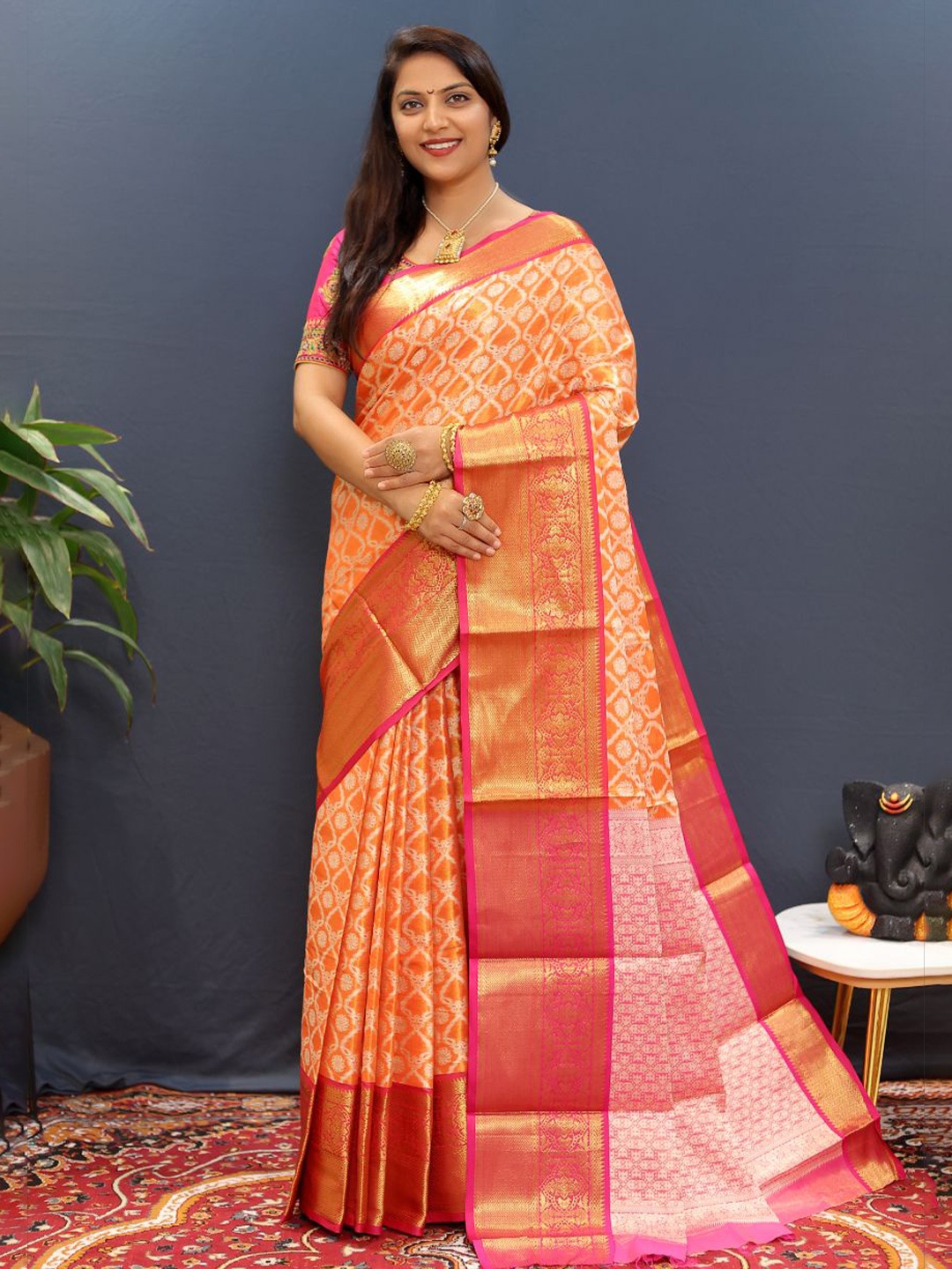 

Royal Rajgharana Saree Woven Design Zari Pure Silk Kanjeevaram Sarees, Orange