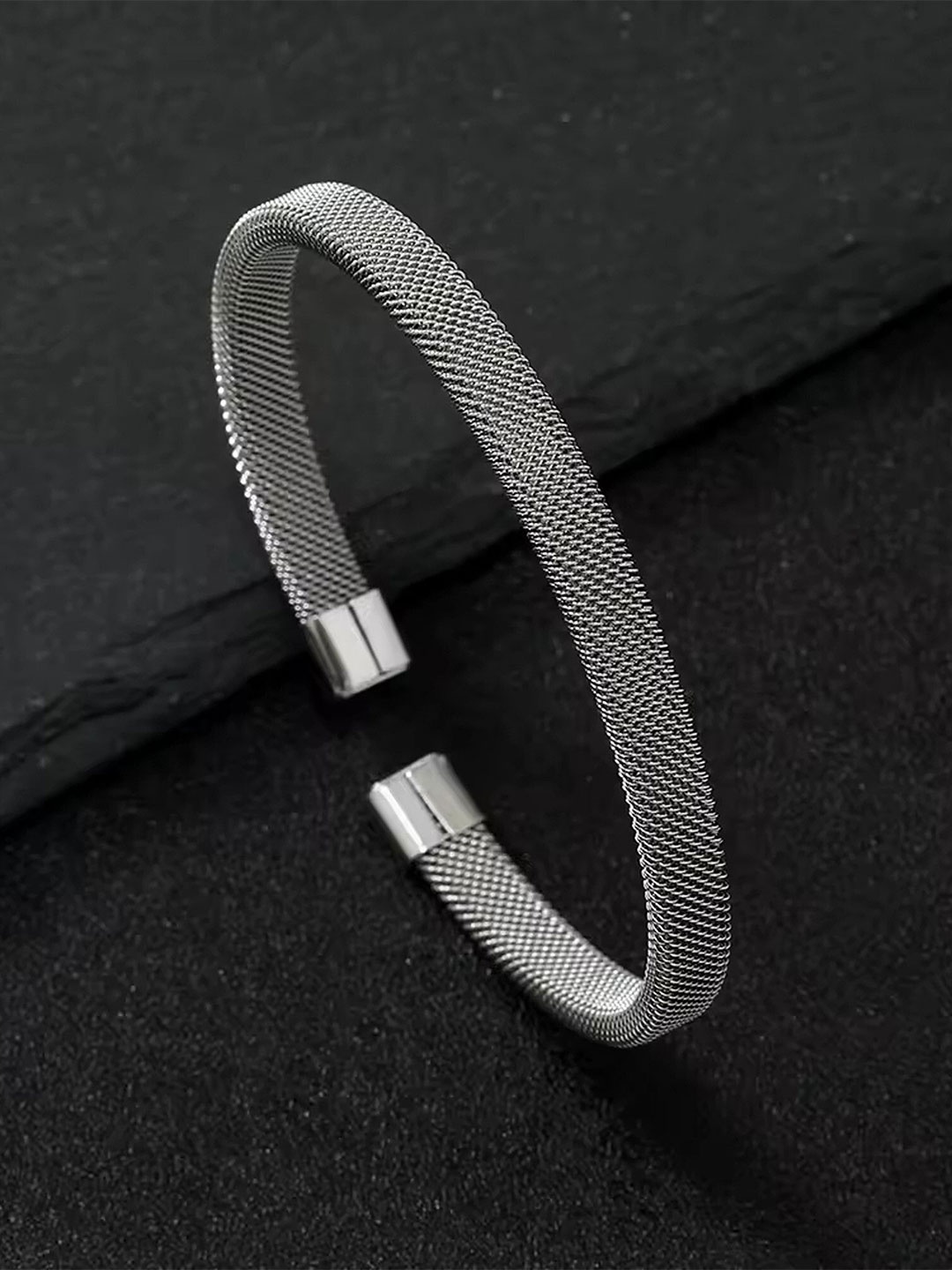 

Lila Unisex Stainless Steel Armlet Bracelet, Silver