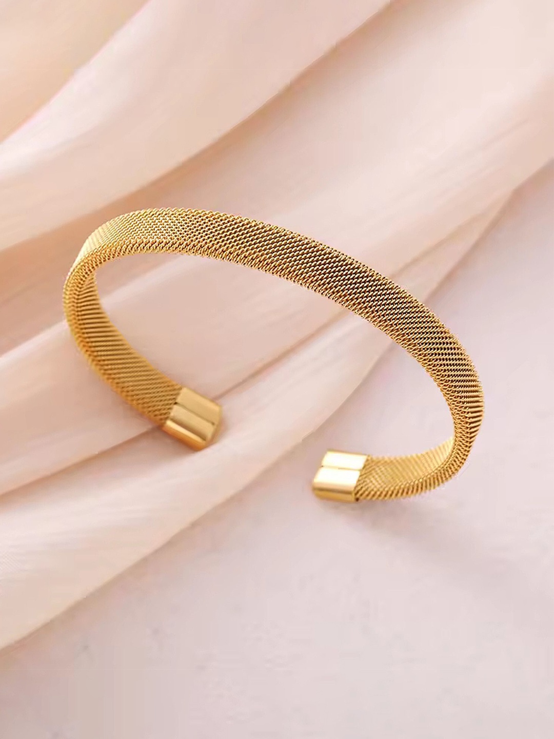 

Lila Unisex Stainless Steel Cuff Bracelet, Gold
