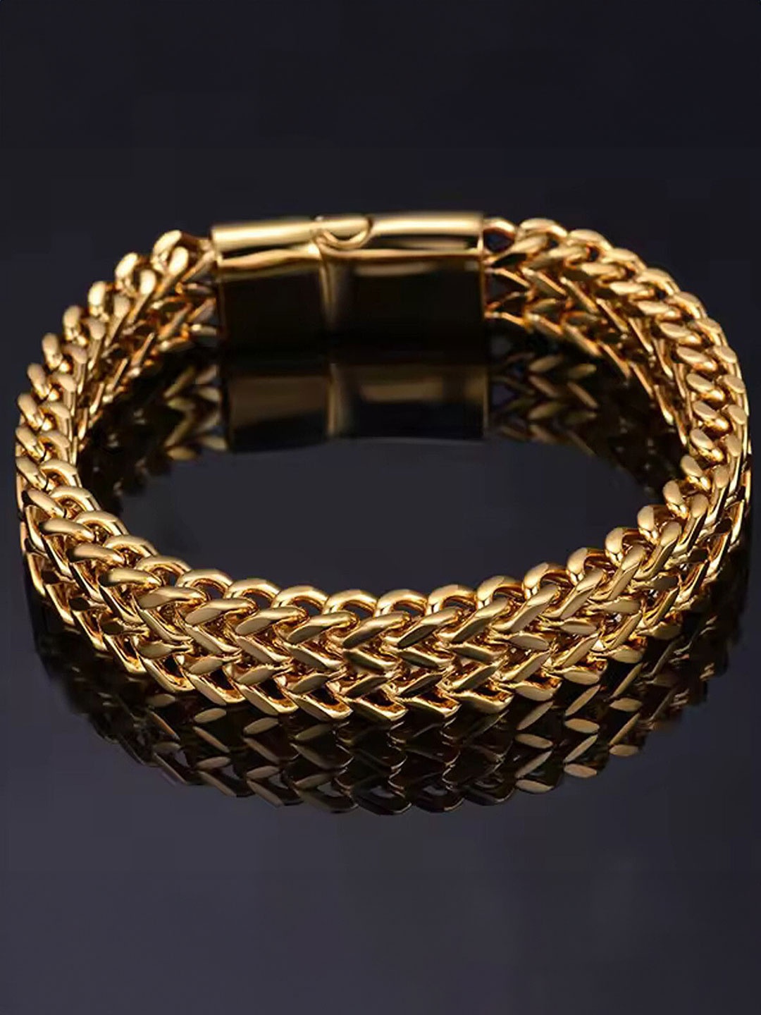 

Lila Unisex Stainless Steel Kada Bracelet, Gold