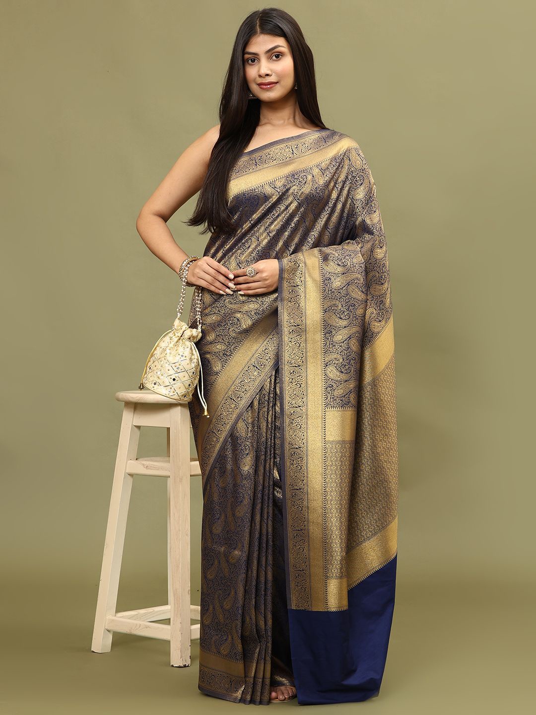 

Meena Bazaar Woven Design Zari Art Silk Handloom Saree, Navy blue