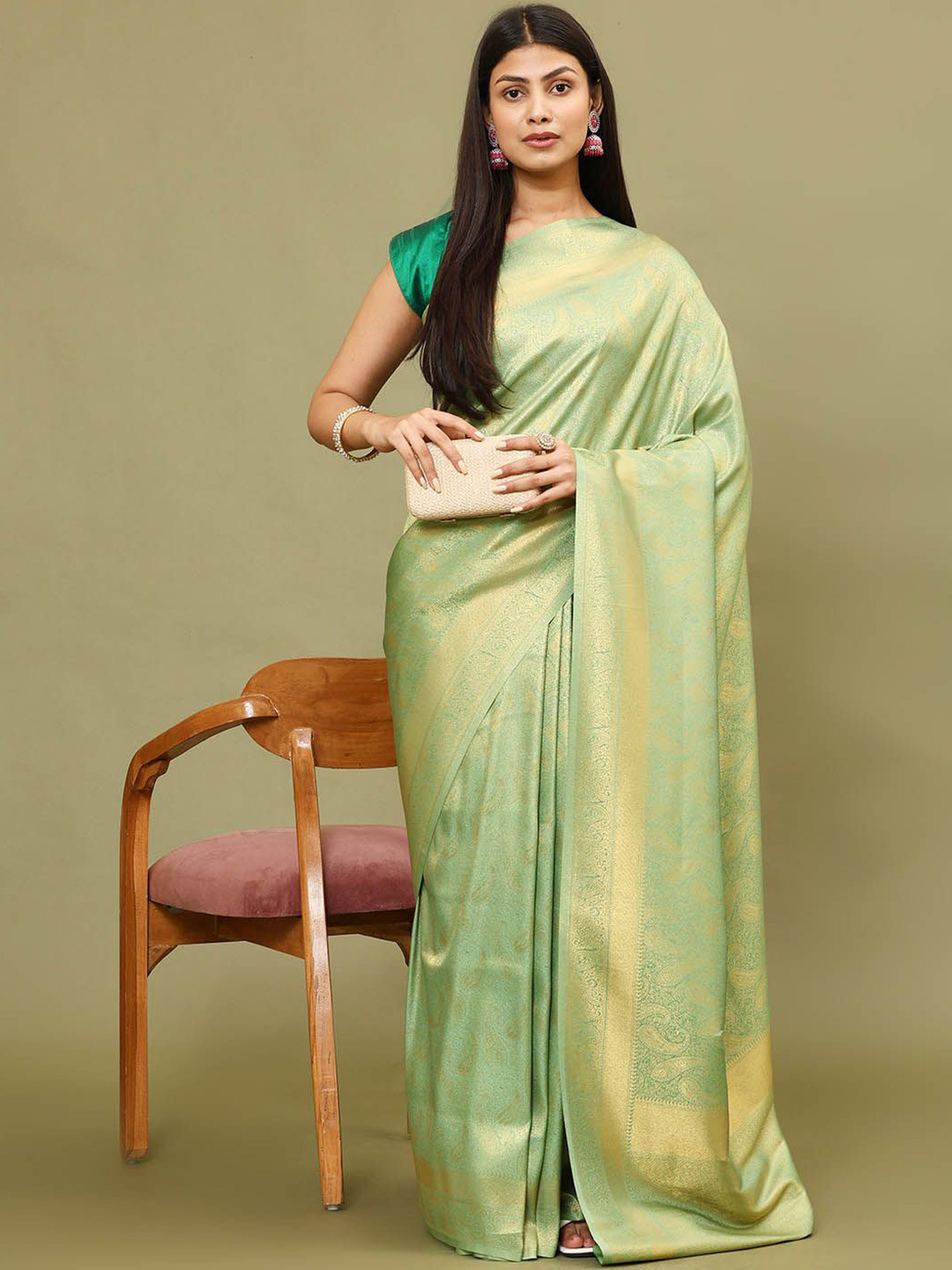 

Meena Bazaar Ethnic Motifs Woven Art Silk Saree, Green