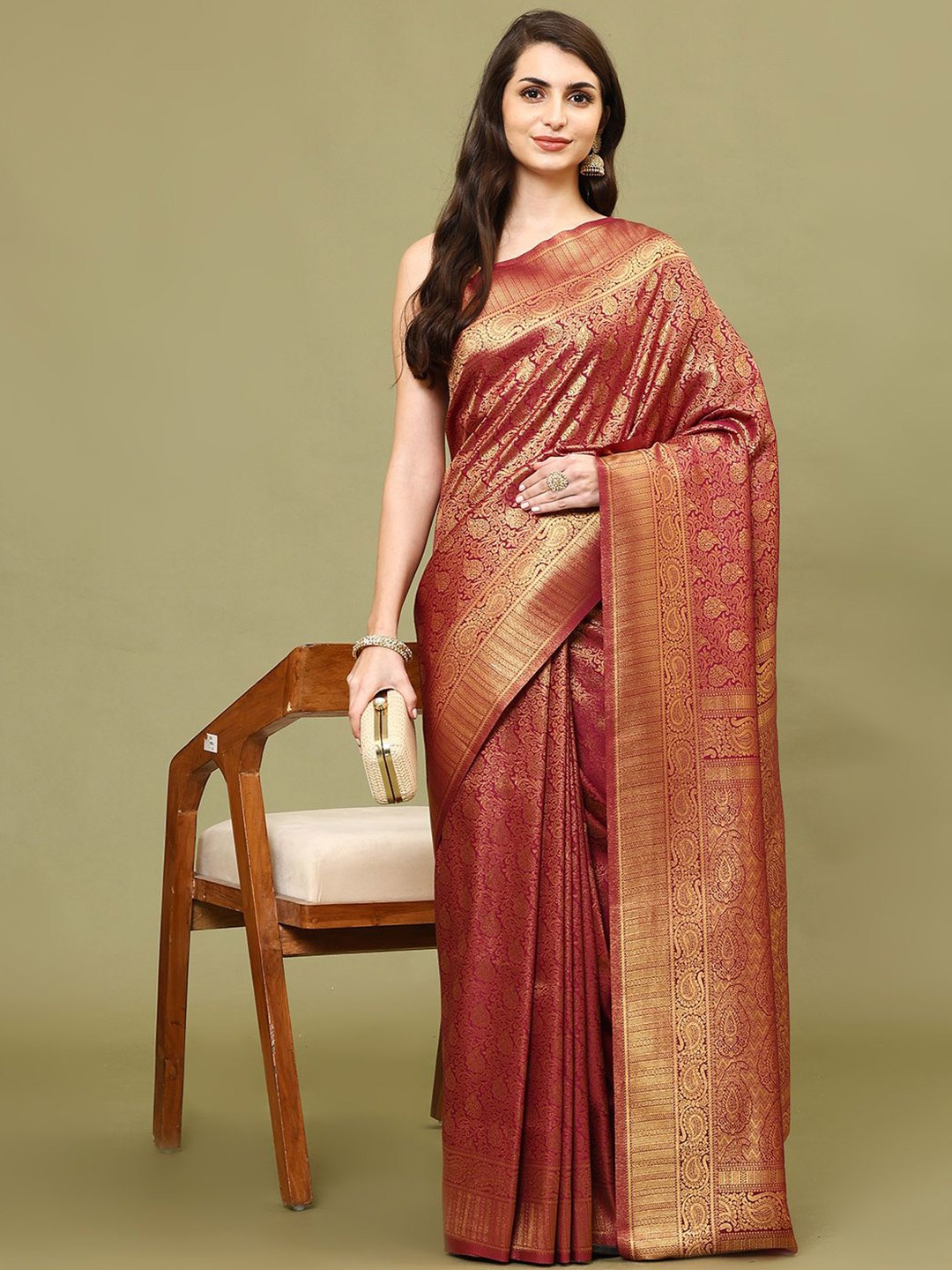 

Meena Bazaar Woven Design Zari Art Silk Handloom Saree, Burgundy