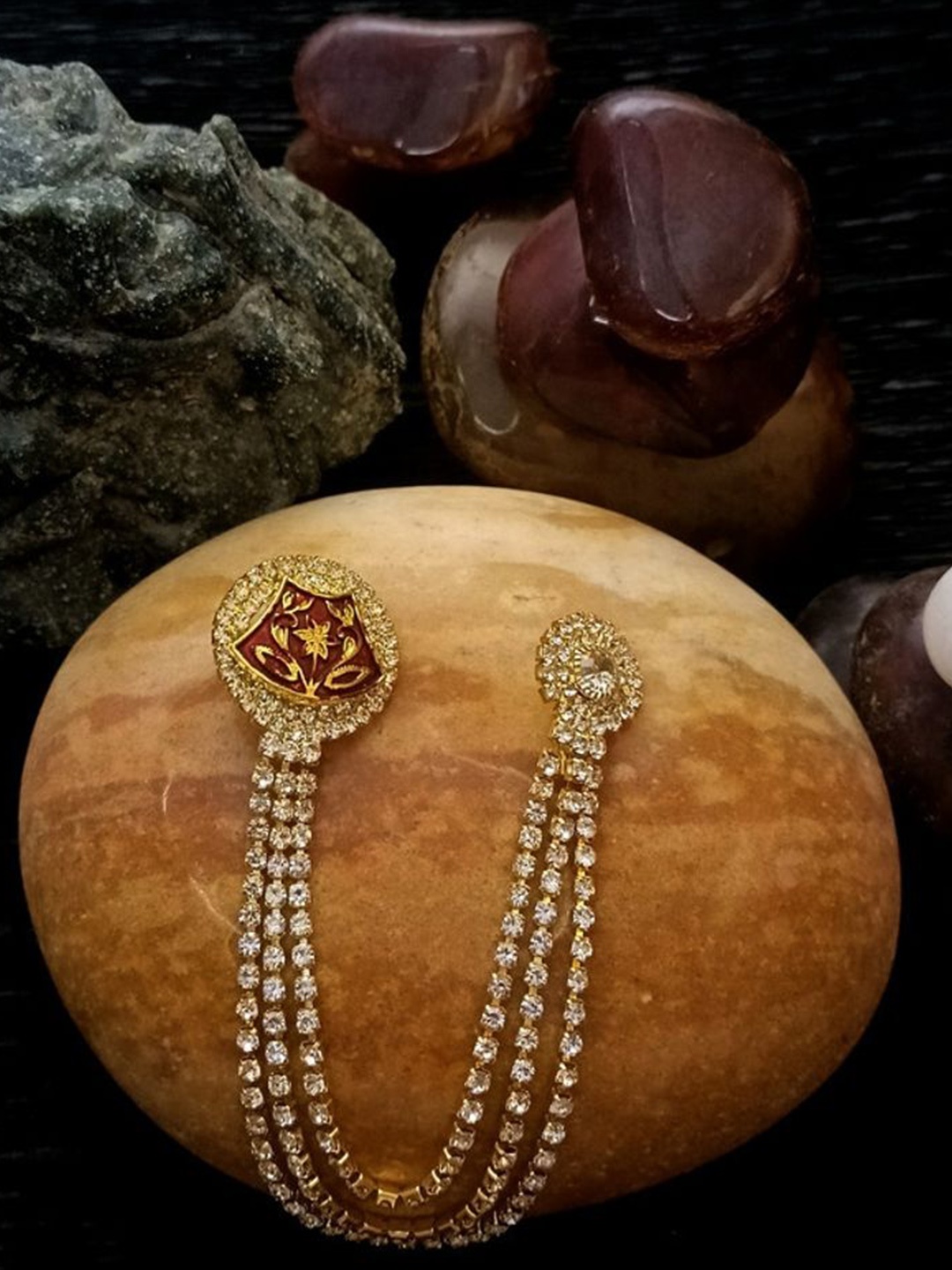 

Radhe Creation Artificial Stones Embellished Brooch, Gold