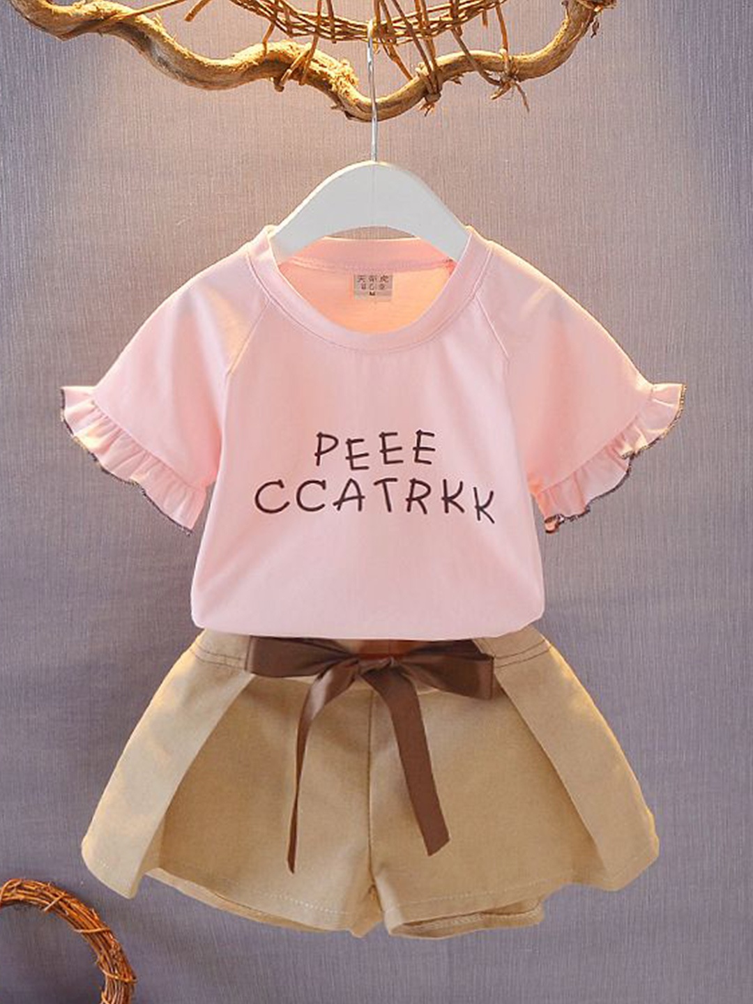 

YK Girls Printed Round Neck Short Sleeves Pure Cotton T-Shirt With Shorts, Pink