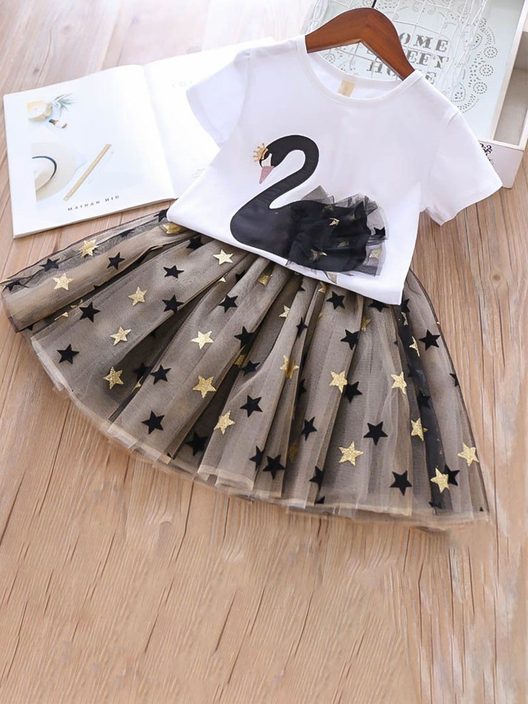

YK Girls Printed Round Neck Short Sleeves Pure Cotton Top With Skirt, White