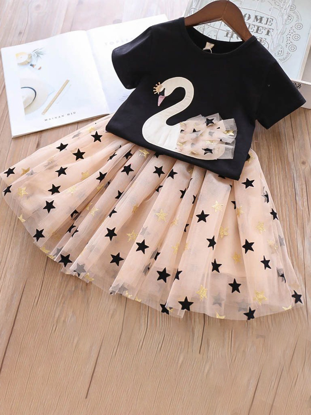 

YK Girls Printed Round Neck Short Sleeves Pure Cotton Top With Skirt, Black