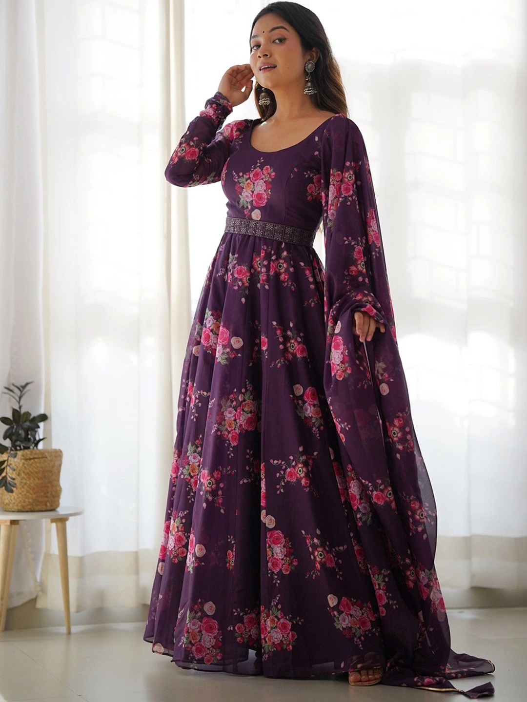 

Krunal Raiyani Round Neck Floral Printed Anarkali Cotton Kurta with Dupatta, Magenta