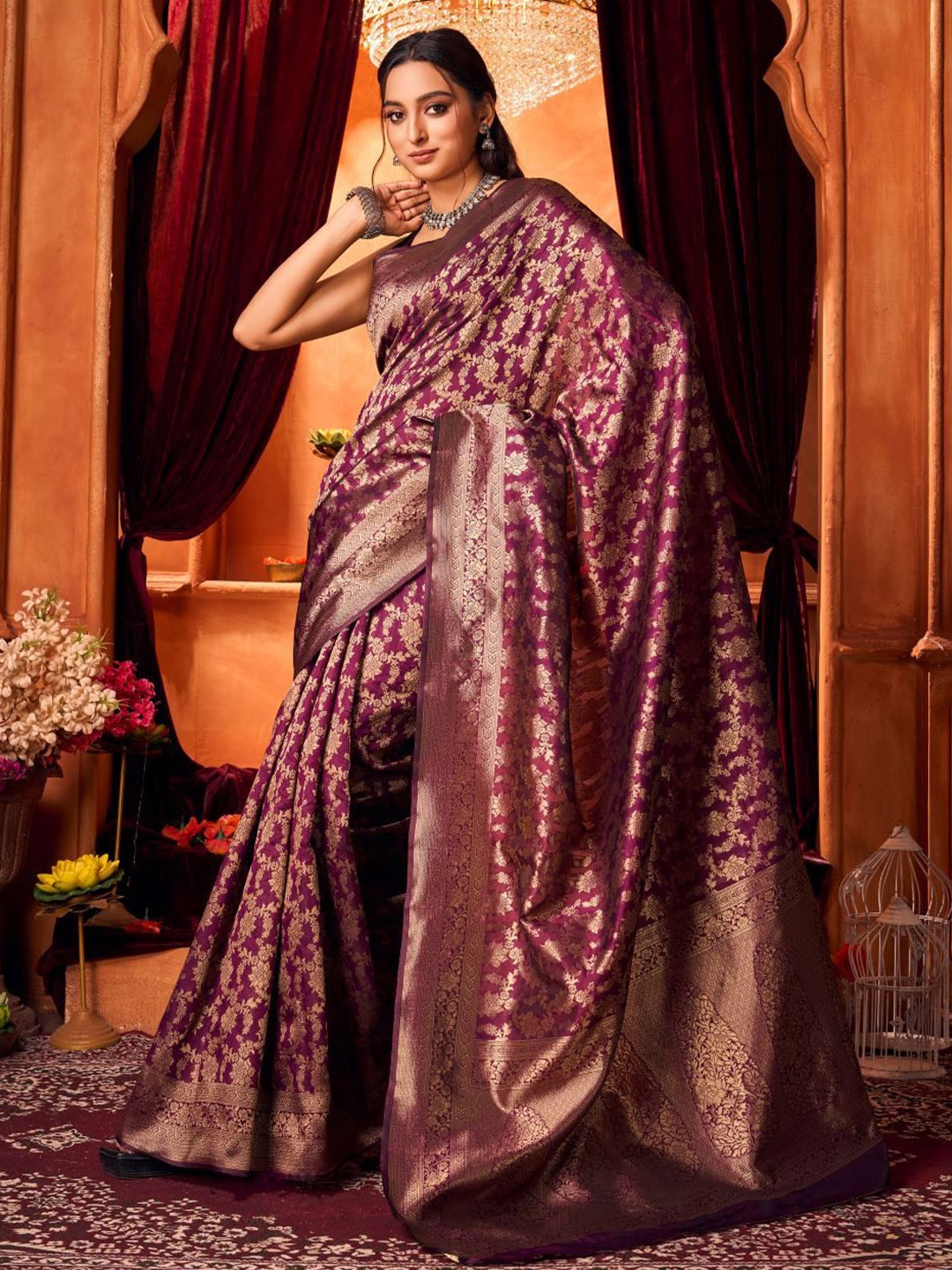 

Fabwomen Woven Design Zari Pure Silk Banarasi Saree, Burgundy