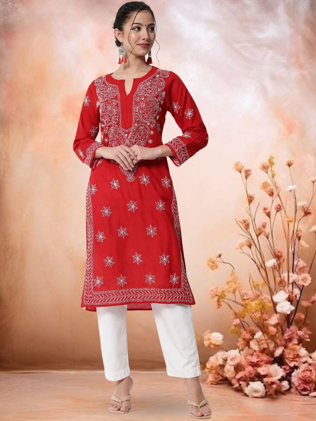 

PARAMOUNT CHIKAN Notch Neck Paisley Embroidered Chikankari Cotton Straight Kurta, Red
