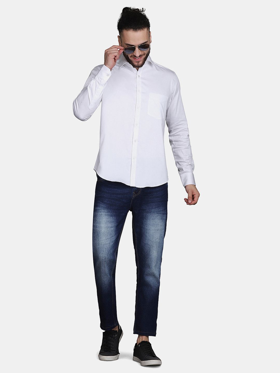 

Moda Rapido Men Classic Spread Collar Solid Cotton Casual Shirt, White