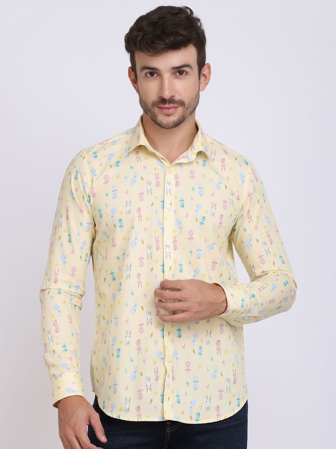 

Moda Rapido Men Classic Spread Collar Conversational Printed Cotton Casual Shirt, Yellow