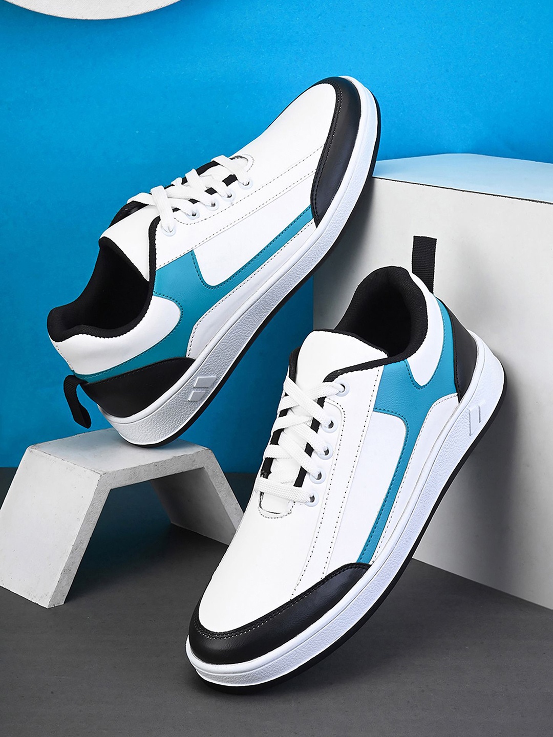 

Provogue Men Sneakers, Blue