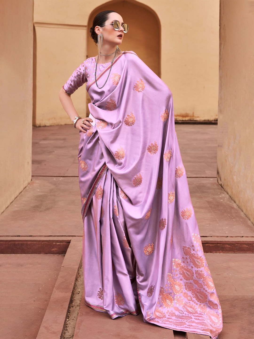 

DEVATITHI Woven Design Zari Satin Saree, Purple