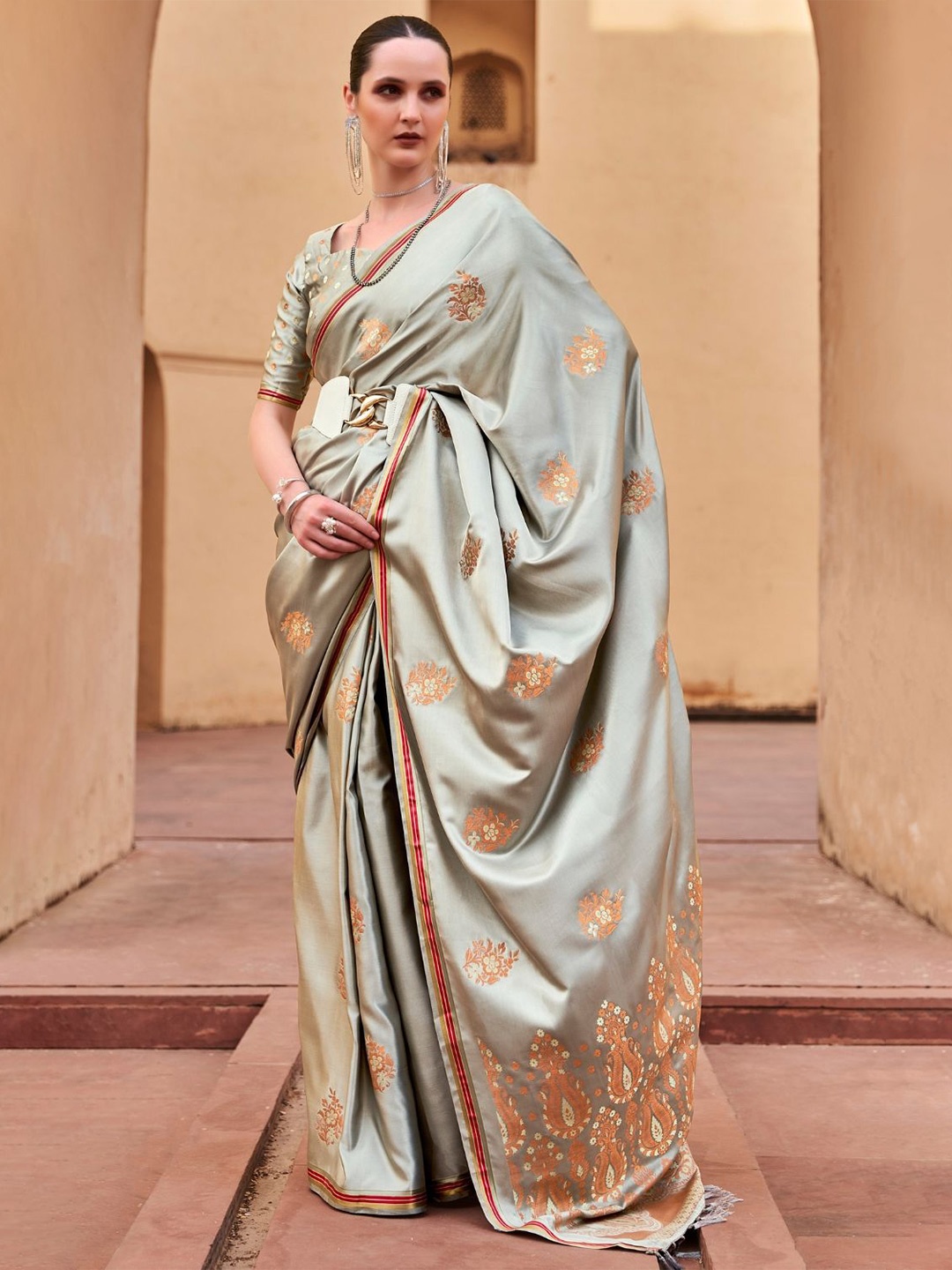 

DEVATITHI Woven Design Zari Satin Saree, Grey