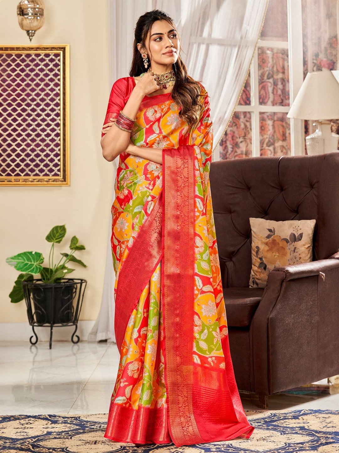 

DEVATITHI Woven Design Zari Satin Saree, Green