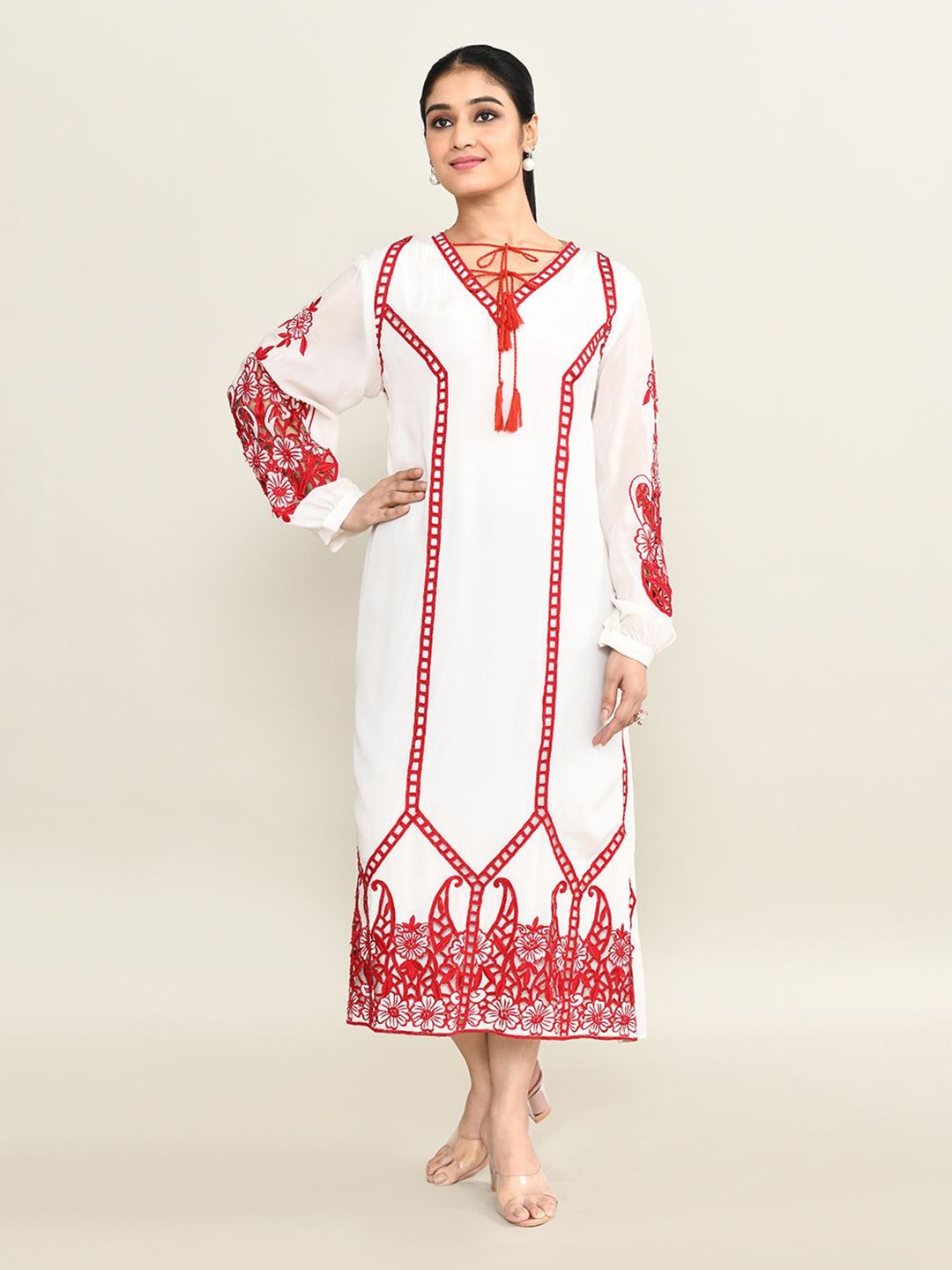 

The Maple Women Ethnic Motifs Embroidered Shift Midi Dress, White