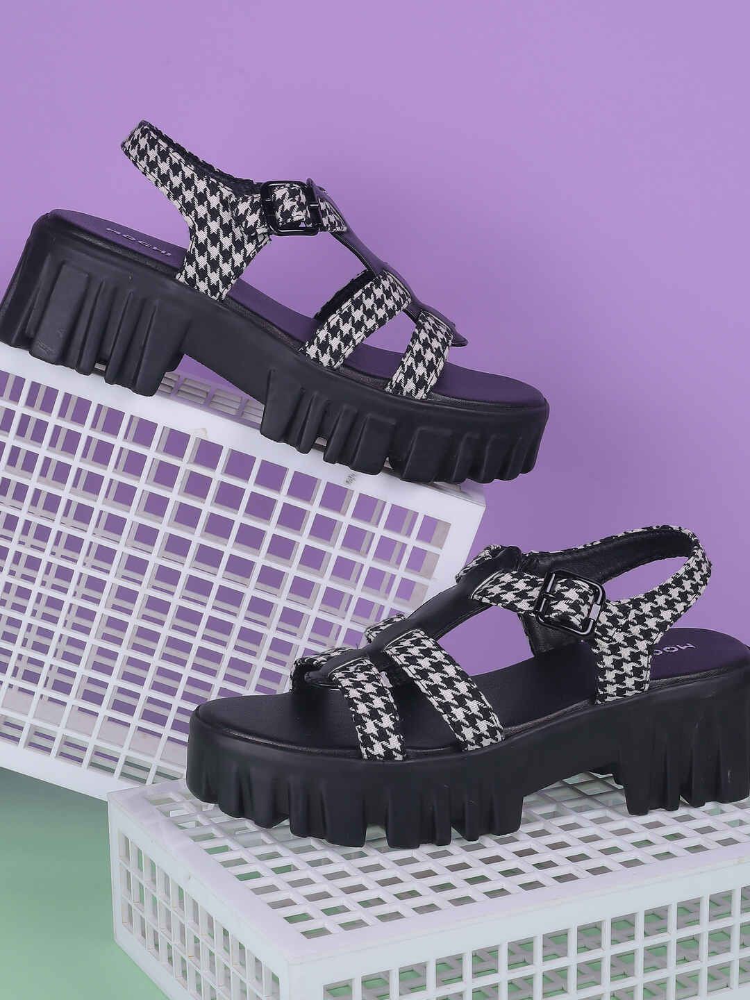

Mochi Women Open Toe Backstrap Block Heel Sandals, Black