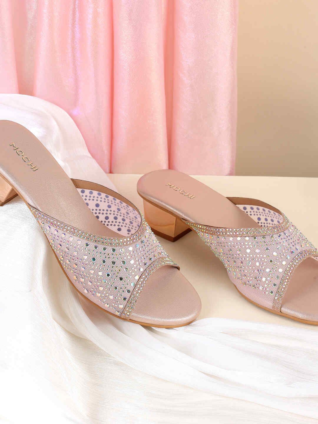 

Mochi Women Embellished Block Pumps, Rose gold