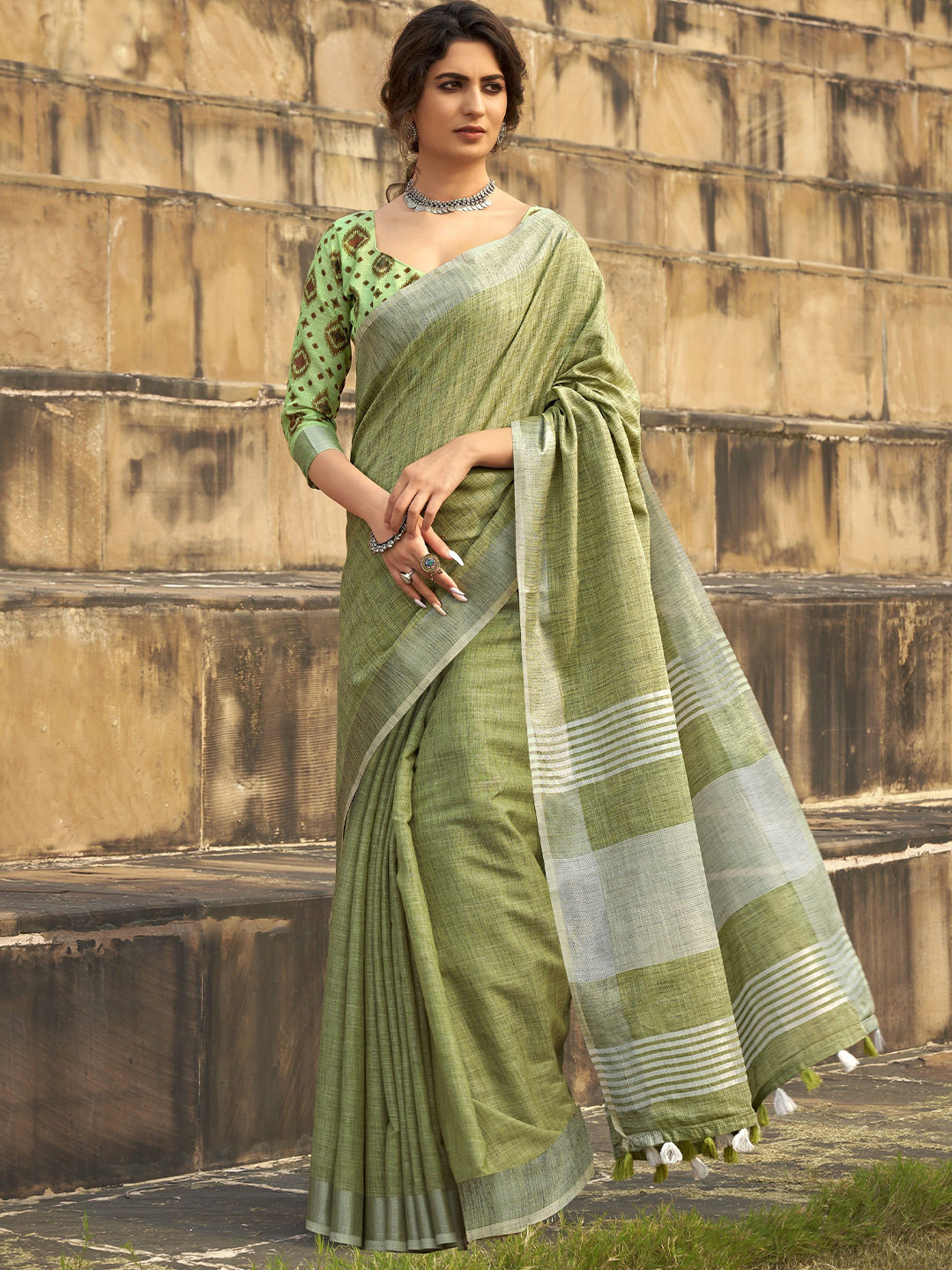 

MAHALASA Woven Design Soft Khadi Saree, Green