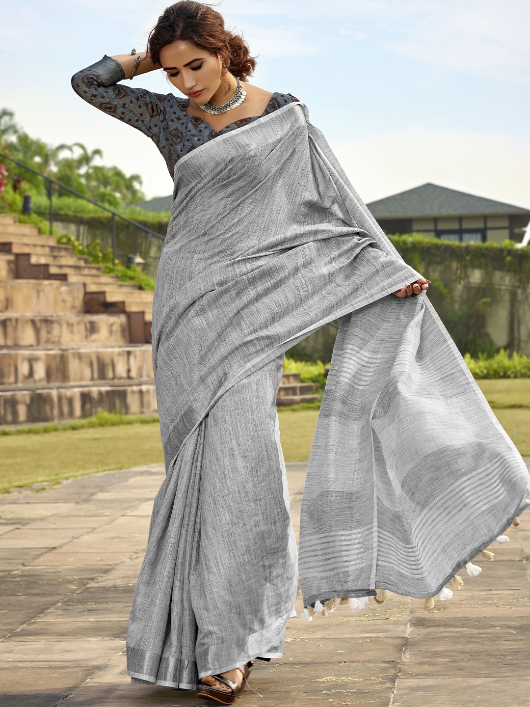 

MAHALASA Khadi Saree, Grey
