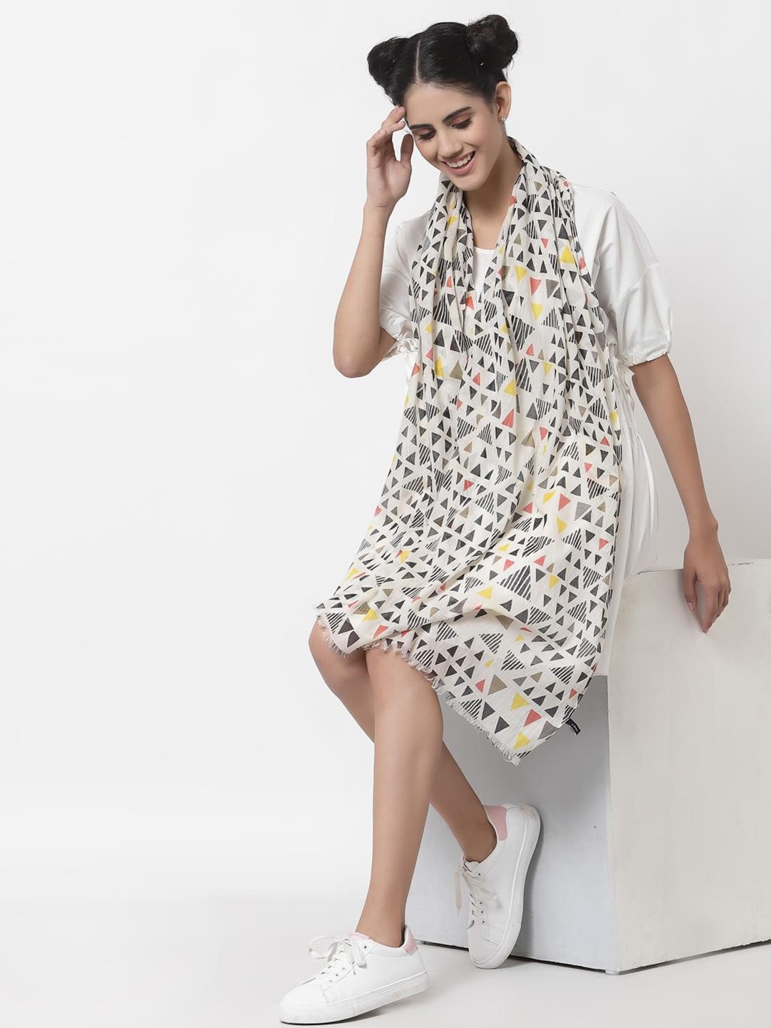 

J Style Women Geometric Printed Pure Cotton Stole, Cream