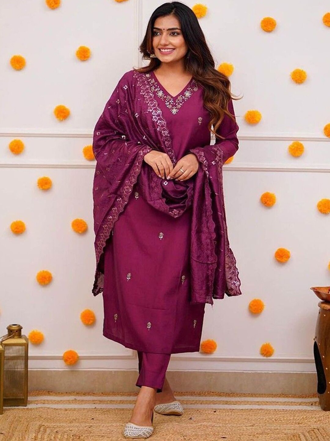 

SHIJILA Floral Printed Straight Kurta With Trousers & Dupatta, Maroon