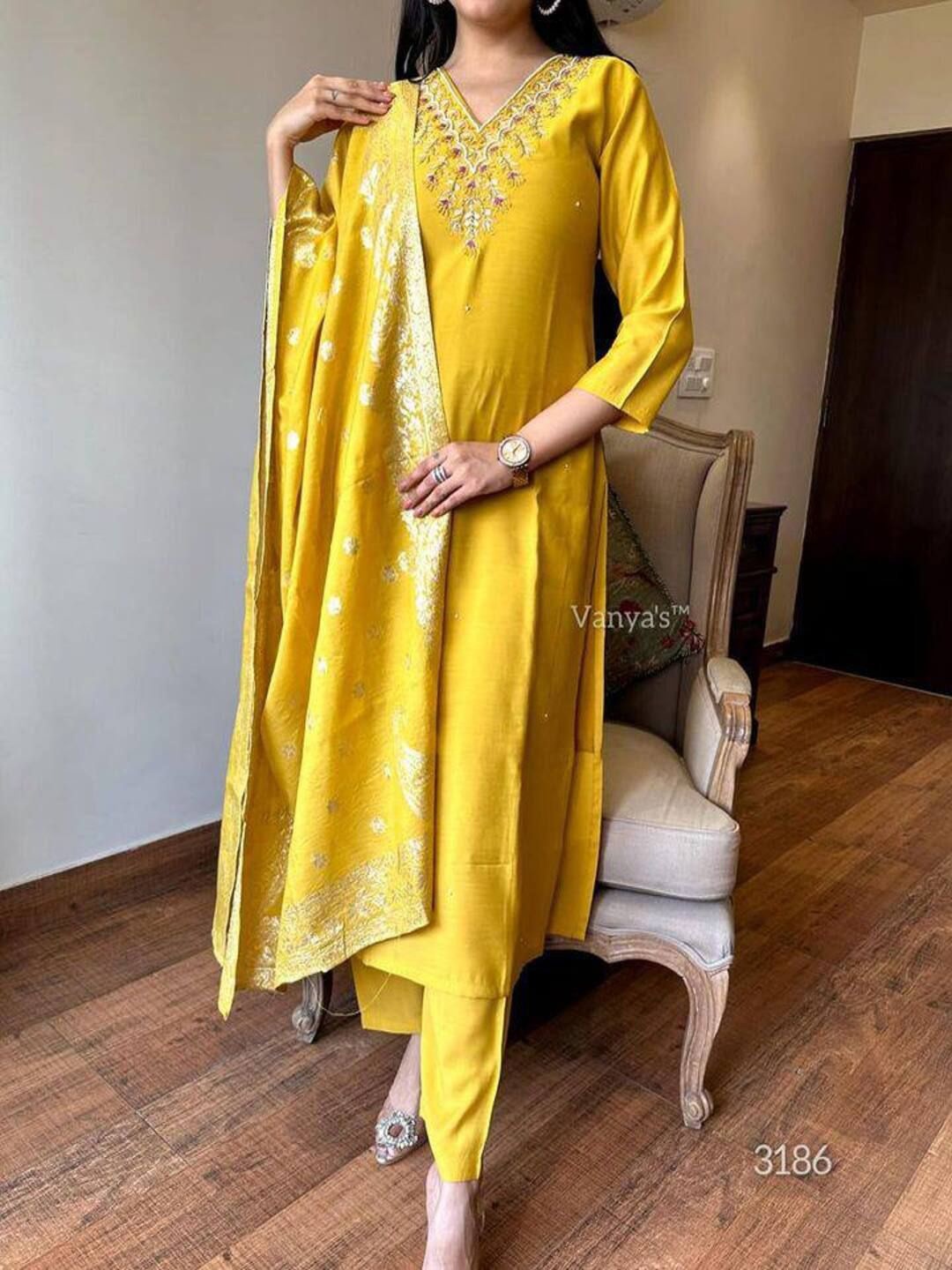 

SHIJILA Floral Embroidered Straight Kurta With Trousers & Dupatta, Mustard