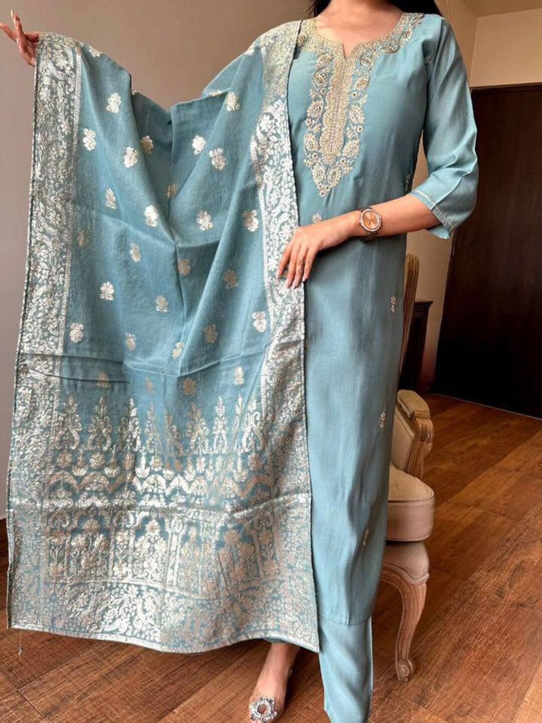 

SHIJILA Floral Printed Kurta with Trousers & Dupatta, Blue