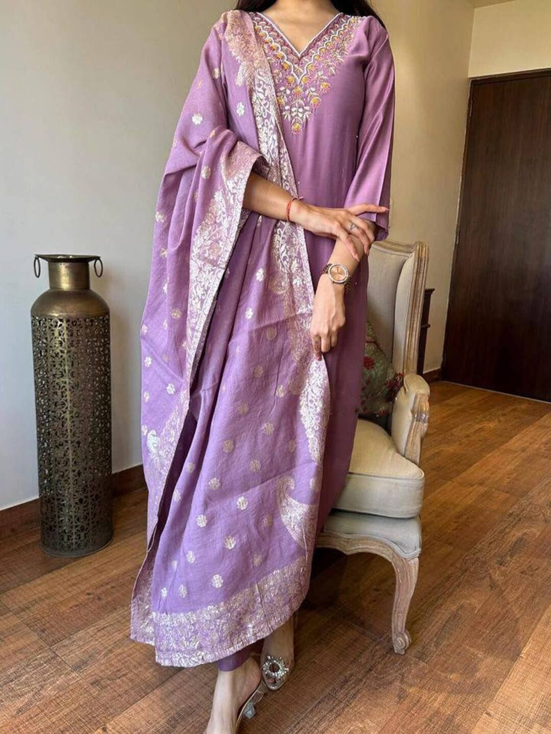 

SHIJILA Women Floral Embroidered Regular Kurta with Trousers & With Dupatta, Lavender