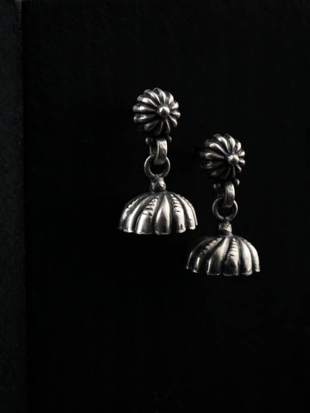 

House of Aadyaa Sterling Silver Classic Studs Earrings