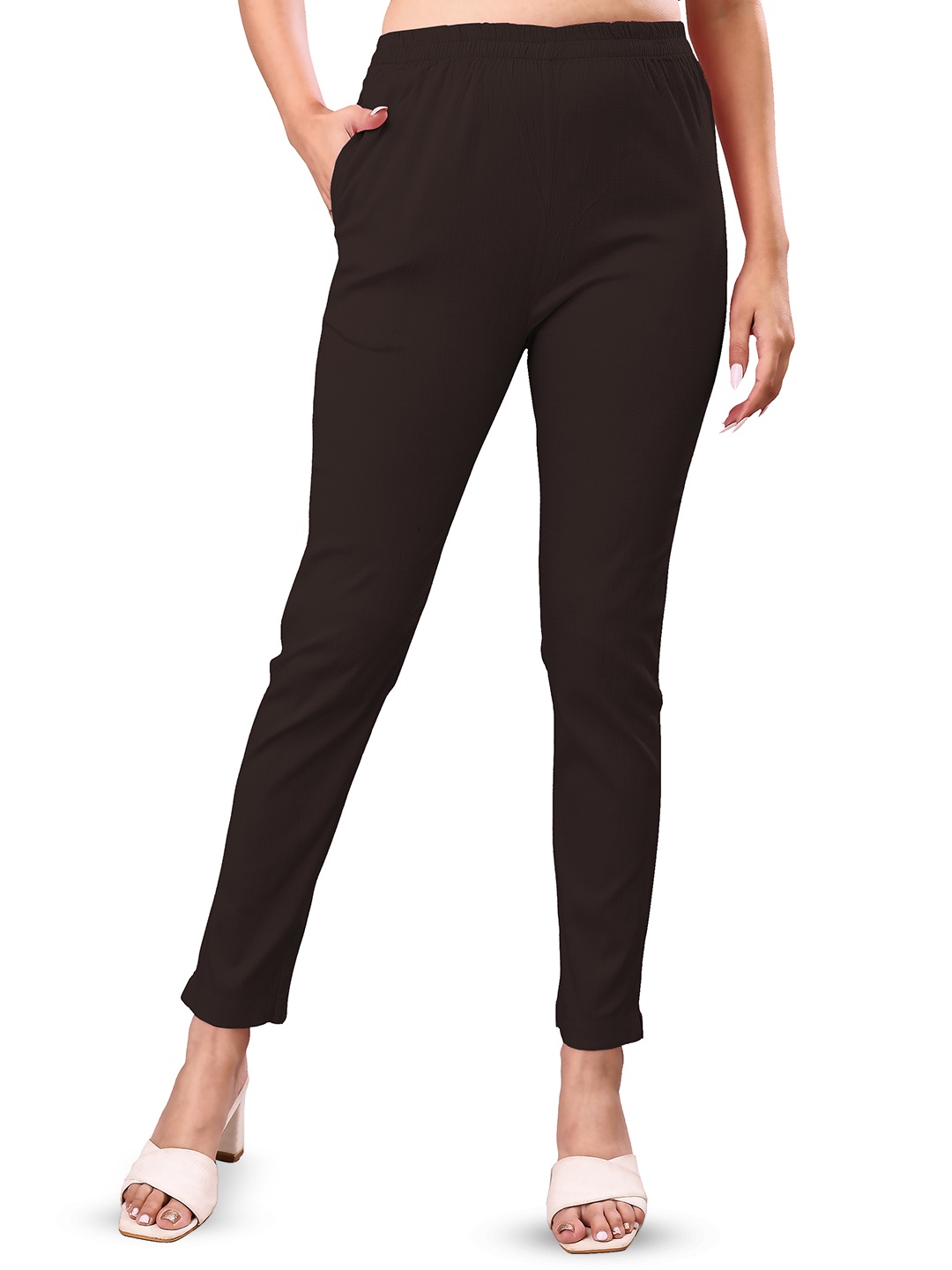 

NEXSUS Women Mid-Rise Regular Fit Cigarette Trousers, Coffee brown